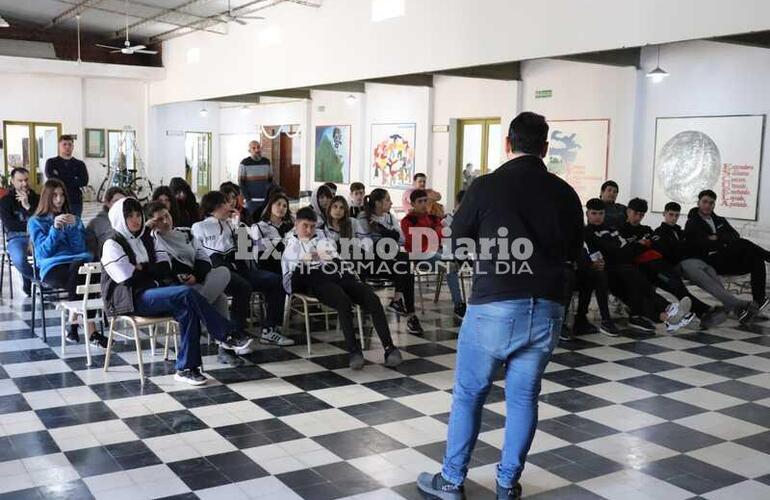 Imagen de Fighiera: Se realiz&oacute; la charla informativa sobre los cursillos de ingreso a la UTN