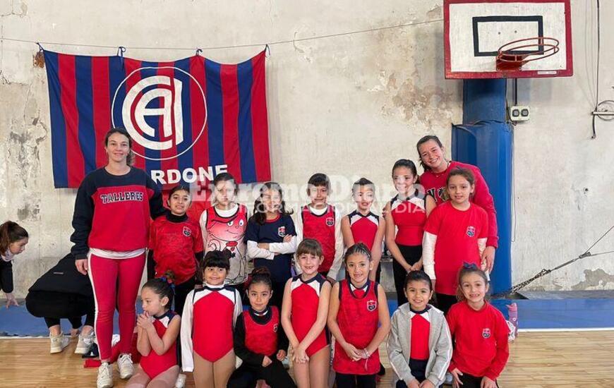 Imagen de Talleres organiza una clase abierta de gimnasia art&iacute;stica