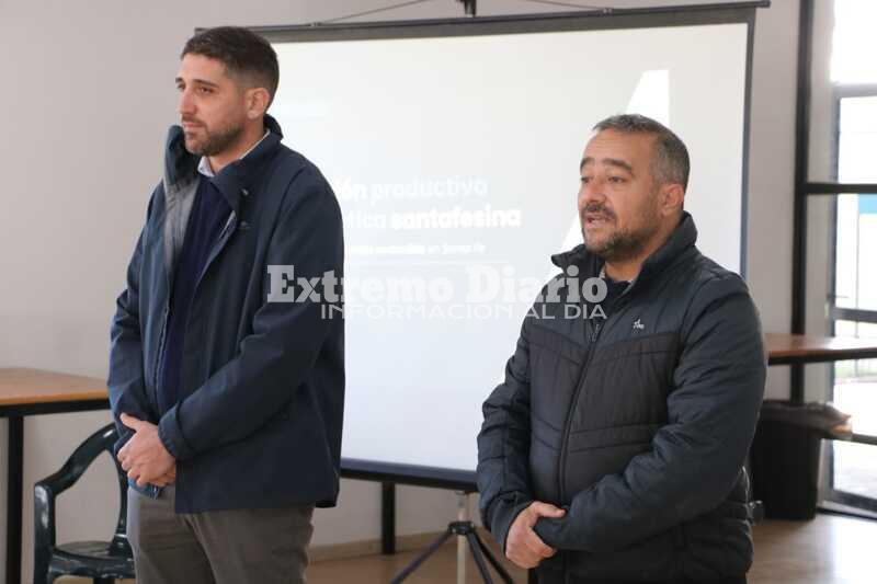 Imagen de Se realiz&oacute; la capacitaci&oacute;n para el alcance de los programas �Plan Renovable� y �Sello Verde� con el gobierno de Santa Fe