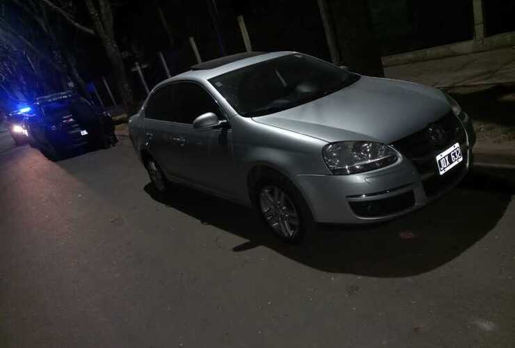 El auto fue encontrado en Independencia entre San Juan y Mendoza, en Villa Constitución.