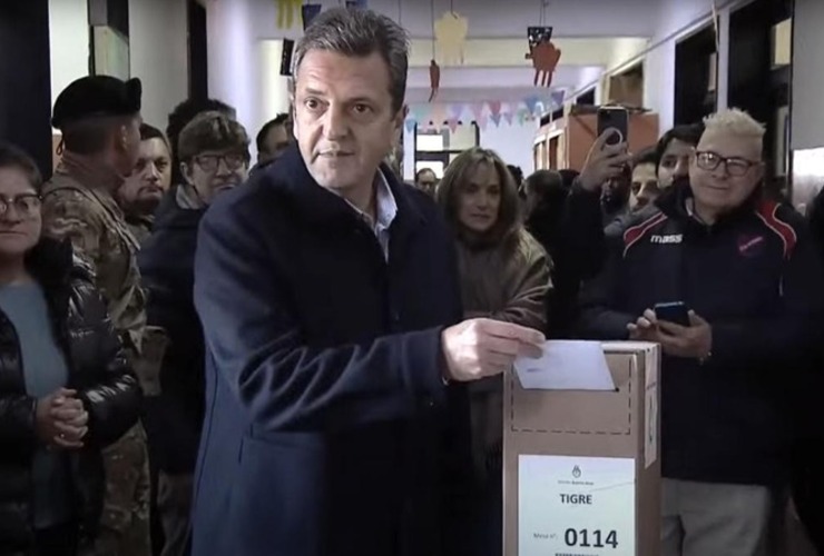 Imagen de Sergio Massa votó en Tigre: “Es importante que la gente vote y participe” Imagen de Sergio Massa votó en Tigre: “Es importante que la gente vote y participe”