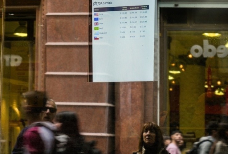 Turbulencias en los mercados tras el resultado de las Paso. (Ana Isla/Rosario3)