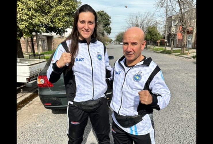 Imagen de Lucila Coletta y Fermín Rodríguez, iniciaron hoy su viaje al Mundial de Kazajistán.