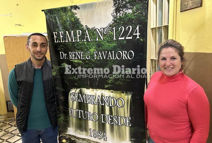 La directora Mariana Armandi junto al secretario Mauro Marcantoni.