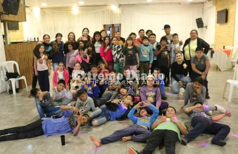 Imagen de Mes de las infancias: El galponcito celebró con juegos, música y baile