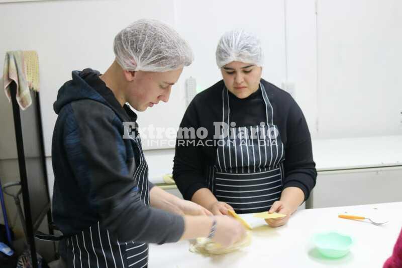 Imagen de Cocina y pasteler&iacute;a: Contin&uacute;an los cursos del �Santa Fe M&aacute;s, Aprender Haciendo�