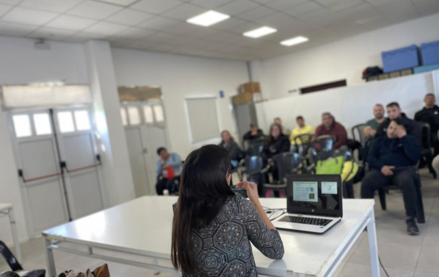 Imagen de Nueva jornada de capacitaci&oacute;n para carnet de Manipulador de Alimentos en el CIC de General Lagos.