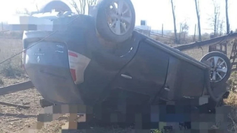 El auto en el que iban los cuatro ni&ntilde;os.