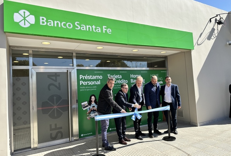 Imagen de Inauguraci&oacute;n de la Sucursal Pueblo Esther del Banco Santa Fe.