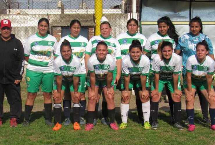 Imagen de Amigos de la Estación debutó ganando en el Torneo de Fútbol Femenino.