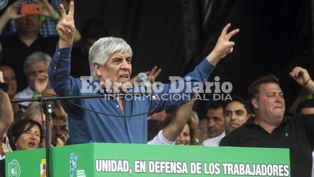 Imagen de Camioneros adelant&oacute; la paritaria y cerr&oacute; un aumento del 61% por los pr&oacute;ximos seis meses