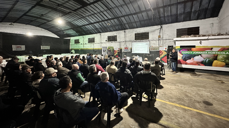 Imagen de Jornada Hort&iacute;cola en General Lagos.