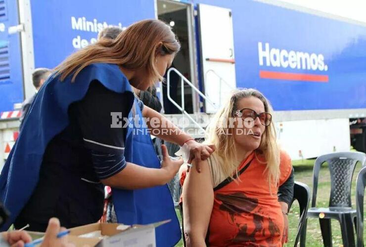 Imagen de Cuidados de la Salud: Gran jornada en el Paseo Pedro Spina y en el Centro de Salud