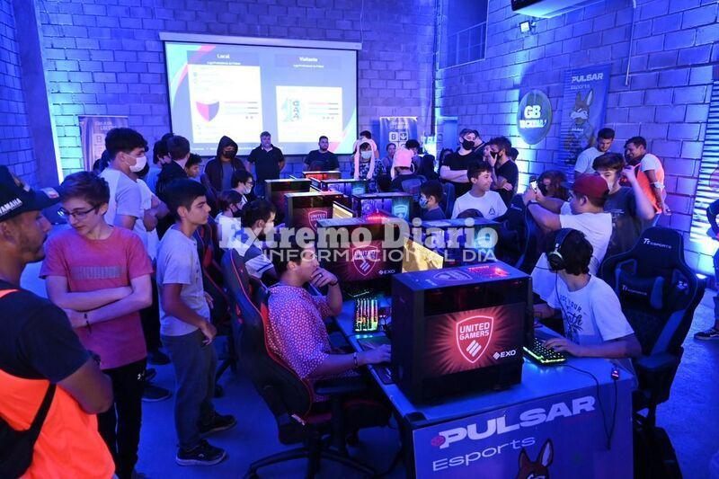 Imagen de Se lanz&oacute; la copa santafesina de futbol virtual 2023