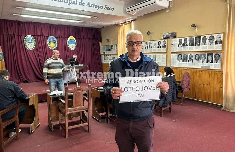 Imagen de Esper irrumpi&oacute; en el Concejo para pedir el tratamiento del �Loteo Joven�