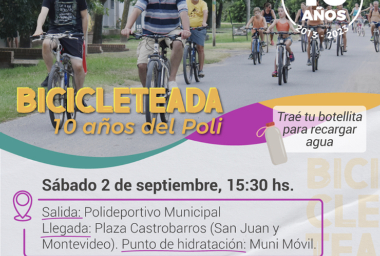 Imagen de Bicicleteada por los 10 años del Polideportivo en Pueblo Esther.