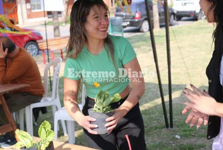 Imagen de EcoCanje + Multiatención en el barrio Cooperativa