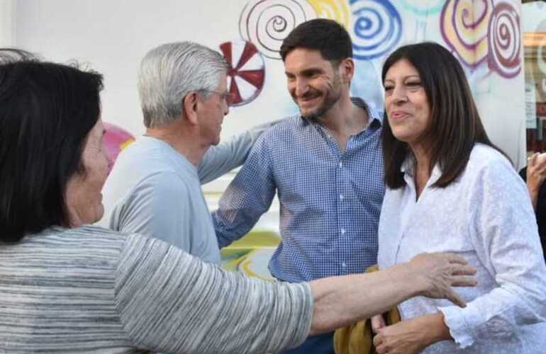 Imagen de Maxi Pullaro y Clara García: En una semana empieza el cambio en Santa Fe