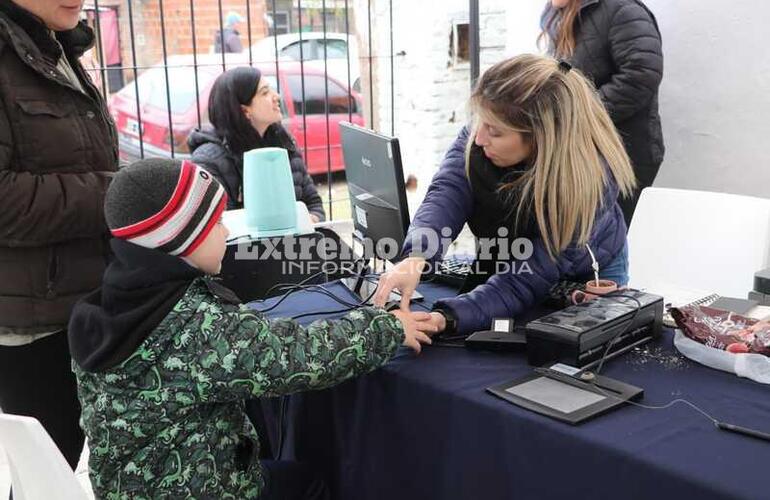 Imagen de Primera jornada: Operativo DNI en el barrio San Francisco y Virgen del Luján