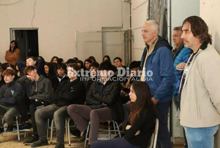 Imagen de Construir seguridad ciudadana: Primera jornada con los alumnos de las escuelas secundarias