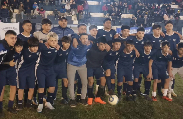 Imagen de La 6ta de Athletic no pudo contra Riberas y finalizó el Torneo Apertura en la segunda ubicación