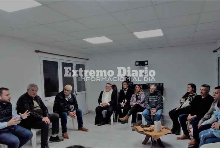 El radical se reunió con los religiosos.