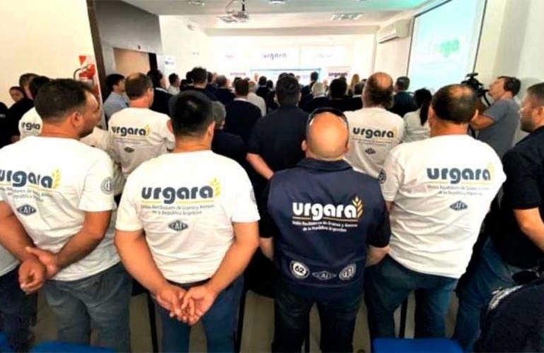 Imagen de Recibidores de granos se declararon en alerta y movilizaci&oacute;n por paritarias trabadas