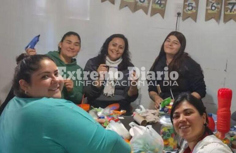 Imagen de El Centro de Cuidado Infantil prepara los festejos para el D&iacute;a de la Primavera
