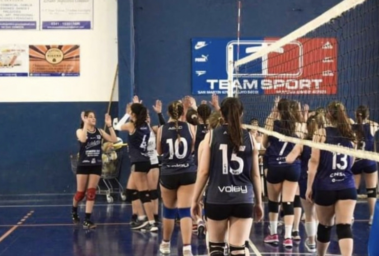 Imagen de Maxi Vóley: A.S.A.C. ganó en femenino y perdió en masculino.