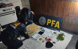 Imagen de M&uacute;ltiples allanamientos contra una banda narco que operaba en zona noroeste: siete detenidos, armas y droga secuestrada