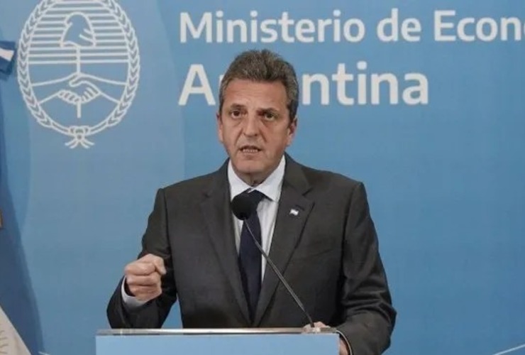 Imagen de Bono para jubilados: Massa anunció un refuerzo adicional de $15.000 por tres meses