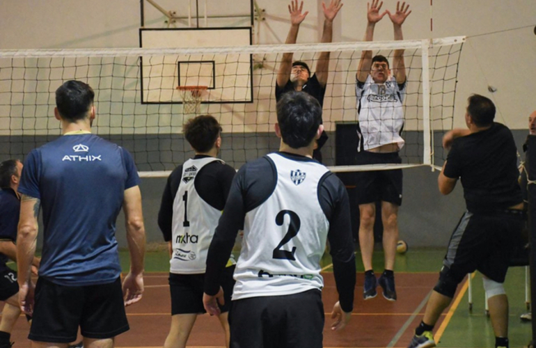 Imagen de V&oacute;ley Masculino: Uni&oacute;n volvi&oacute; a ganar por la Liga O.D.I.