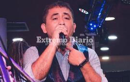 Imagen de Muri&oacute; el cantante tropical Huguito Flores en un accidente vial; tambi&eacute;n fallecieron su esposa y cu&ntilde;ado