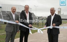 Imagen de Hacia un futuro m&aacute;s sustentable: GM inaugur&oacute; un Parque Solar en Alvear