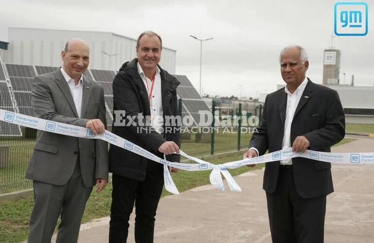 Imagen de Hacia un futuro más sustentable: GM inauguró un Parque Solar en Alvear