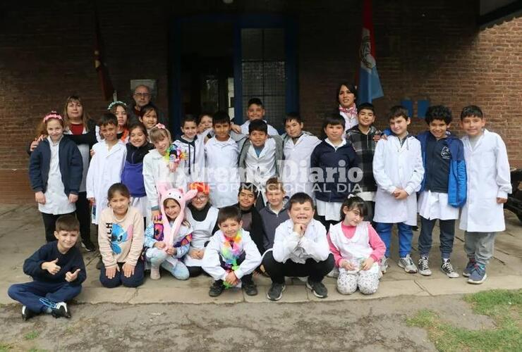 Imagen de Alumnos de la Escuela Fiscal visitaron el Museo