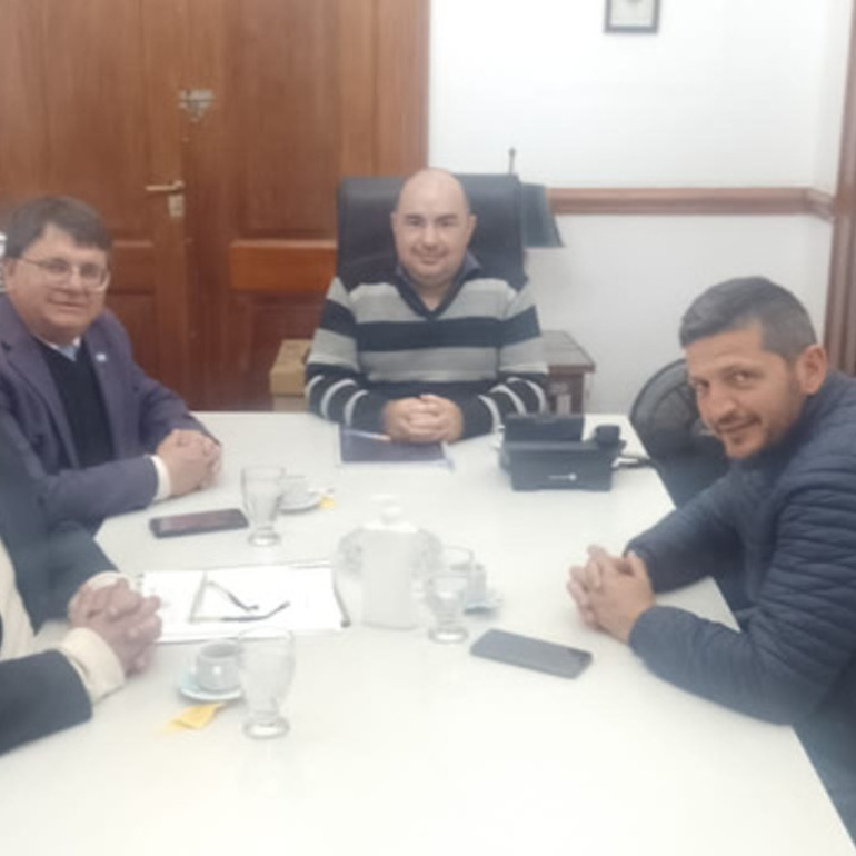 Imagen de Albarellos y Cepeda realizaron gestiones en Buenos Aires