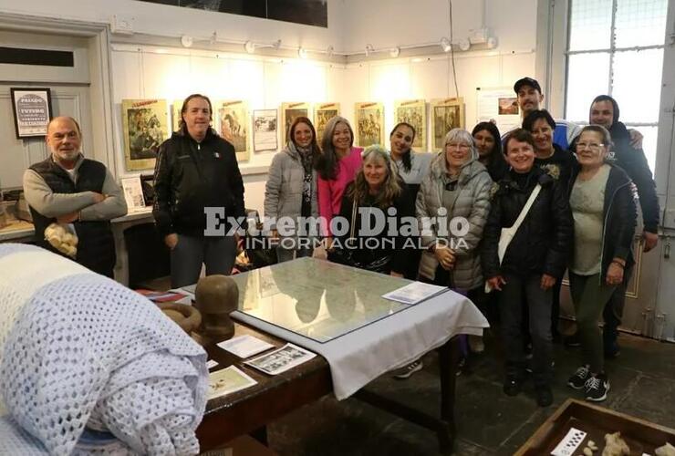 Imagen de El curso de paisajismo visitó el Museo Municipal para avanzar por nuevas propuestas