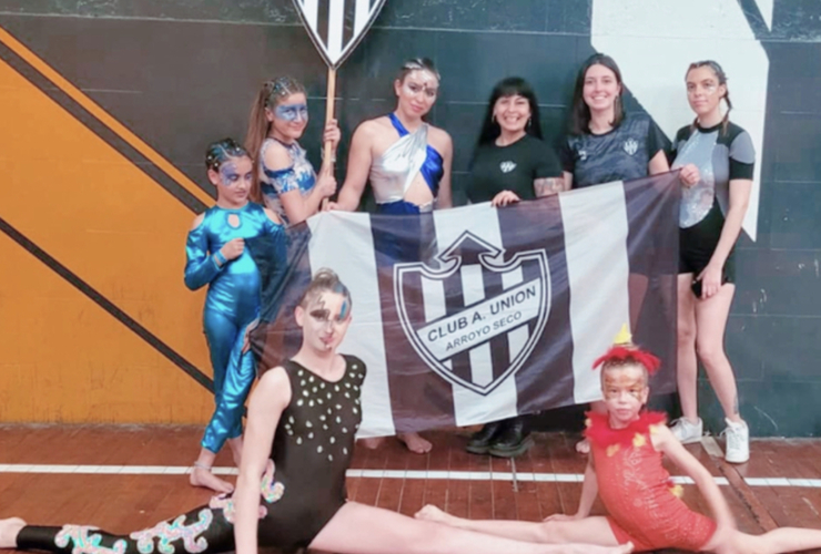 Imagen de Uni&oacute;n compiti&oacute; en Acrobacias en Tela por primera vez en su historia y fue en un certamen internacional.
