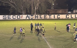 Imagen de Fecha 11: Athletic cay&oacute; 1 a 0 frente a Empalme Central