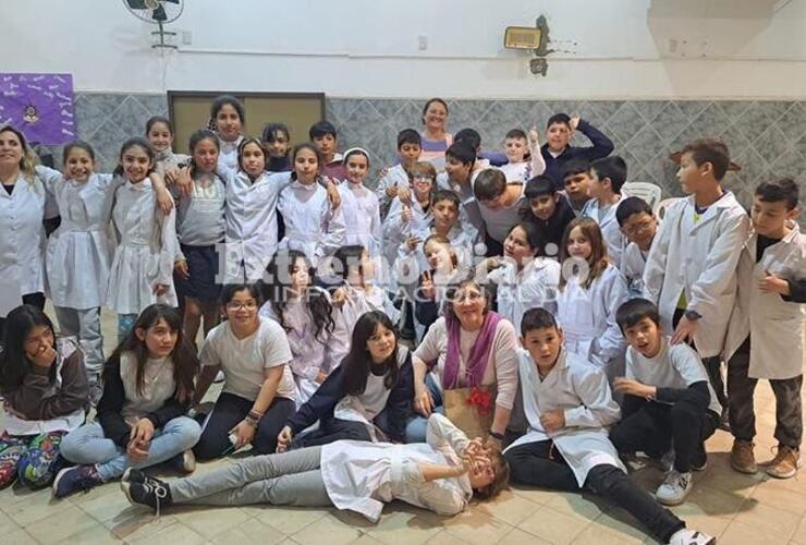 Imagen de Marat&oacute;n de lectura 2023: La Escuela Fiscal realiz&oacute; actividades especiales