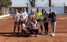 Imagen de Torneo de Tenis 'S&uacute;per 8' femenino en Central Argentino.