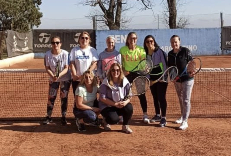 Imagen de Torneo de Tenis 'Súper 8' femenino en Central Argentino.