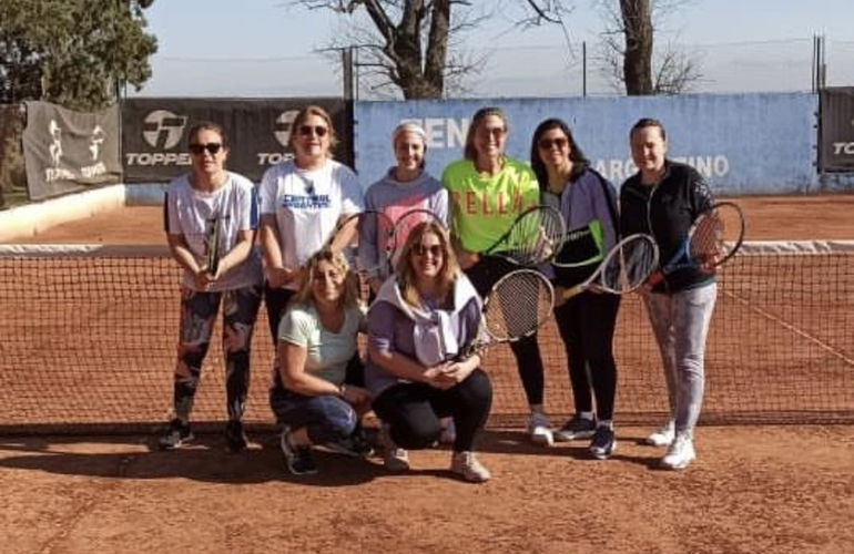 Imagen de Torneo de Tenis 'Súper 8' femenino en Central Argentino.