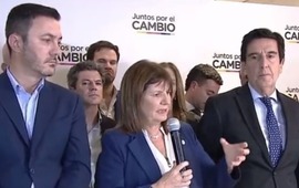 Imagen de Bullrich culp&oacute; a Massa y a Milei por la corrida del d&oacute;lar: �Estamos al borde del precipicio�