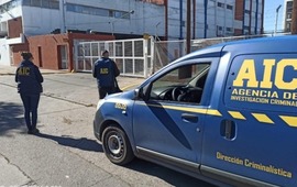 Personal de la AIC trabajando en la planta de Cotar.