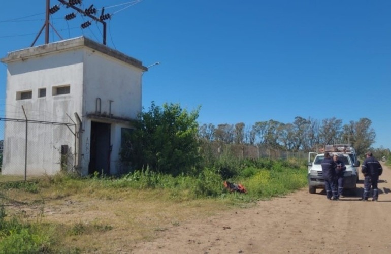 Imagen de Quiso robar cables de una estación de alta tensión de la EPE, se electrocutó y está grave