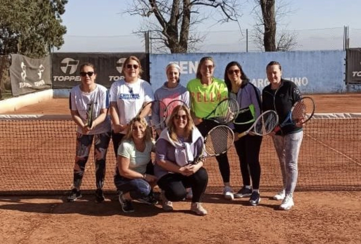 Imagen de Torneo de Tenis Femenino 'Súper 8' en Central Argentino.