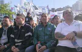 Imagen de Camioneros particip&oacute; del acto por el D&iacute;a de la Lealtad y ratific&oacute; el apoyo a Massa