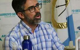 El abogado se defendi&oacute; tras las repercusiones de su pase a la planta permanente municipal.